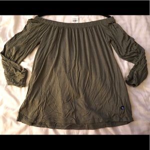 Hollister Off Shoulder Blouse (Medium)
